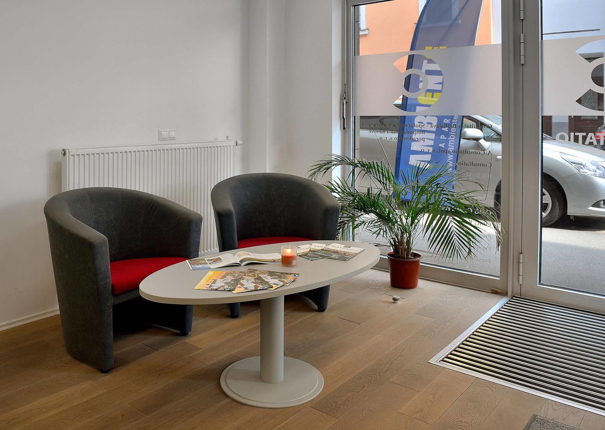 Ambiente Serviced Apartments - Dunajska Bratislava Exterior foto