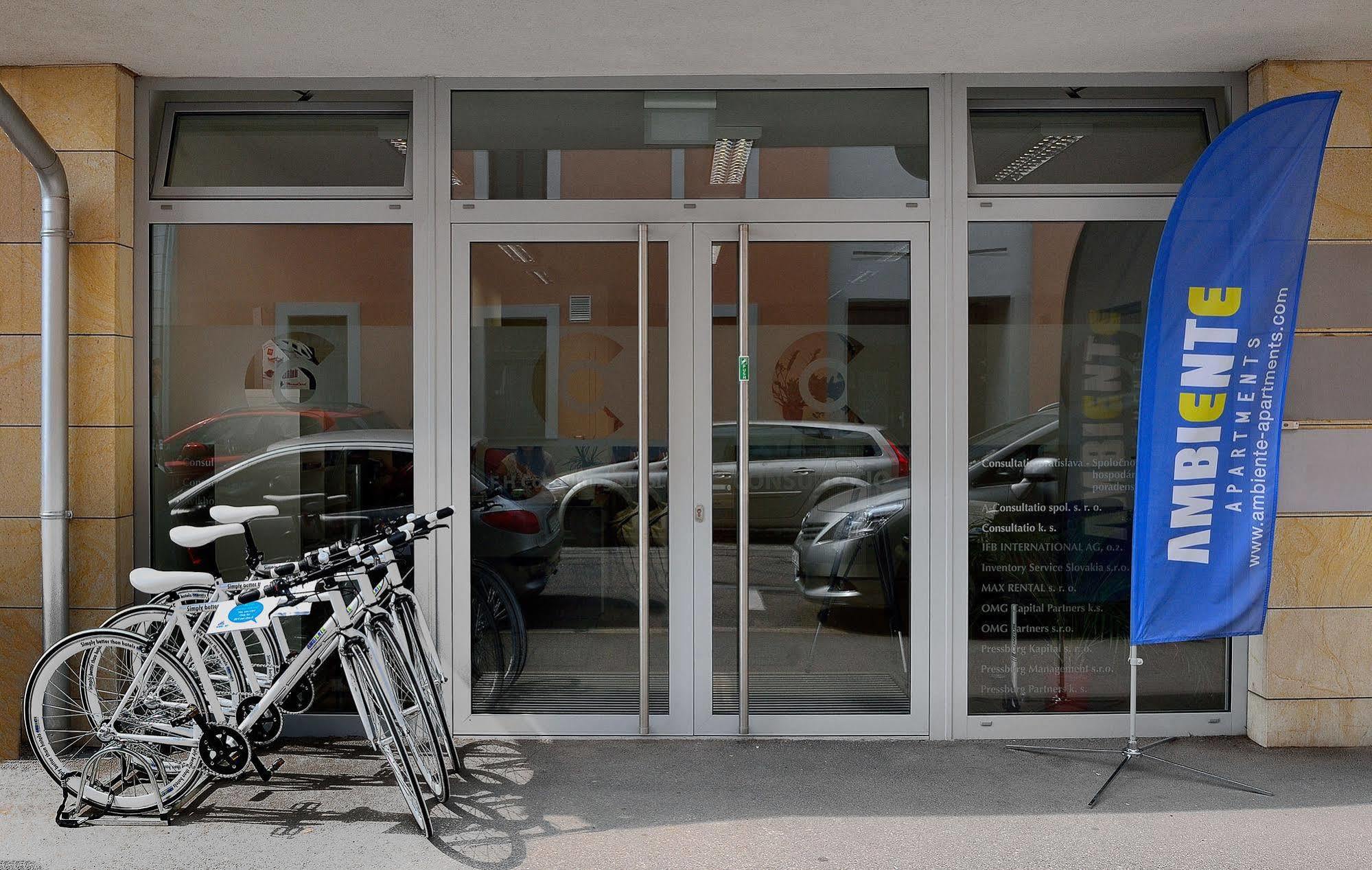 Ambiente Serviced Apartments - Dunajska Bratislava Exterior foto